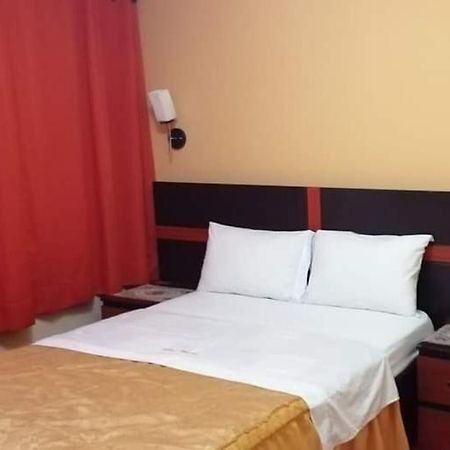Hotel Mayros Satipo Exterior photo